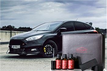 Lapisan Seramik Ford Black Lacquer