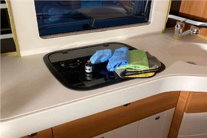 Salutan Seramik Untuk Kediaman Bermotor